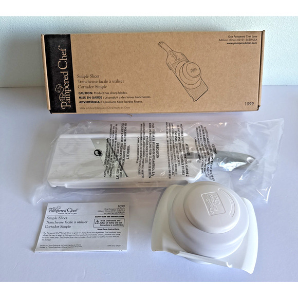 NIB The Pampered Chef Simple Slicer 1099 Mandolin Kitchen Food Gadget Tool - Picture 1 of 3
